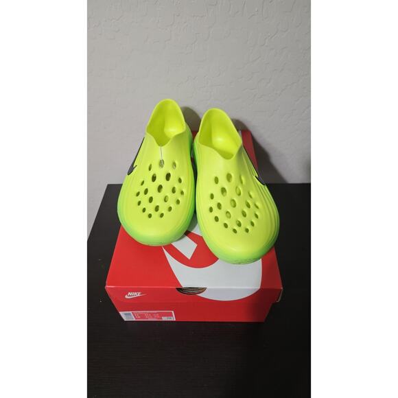 Nike ReactX Rejuven8 Men's Green Strike HV5060-300 Size 11 - Picture 3 of 5